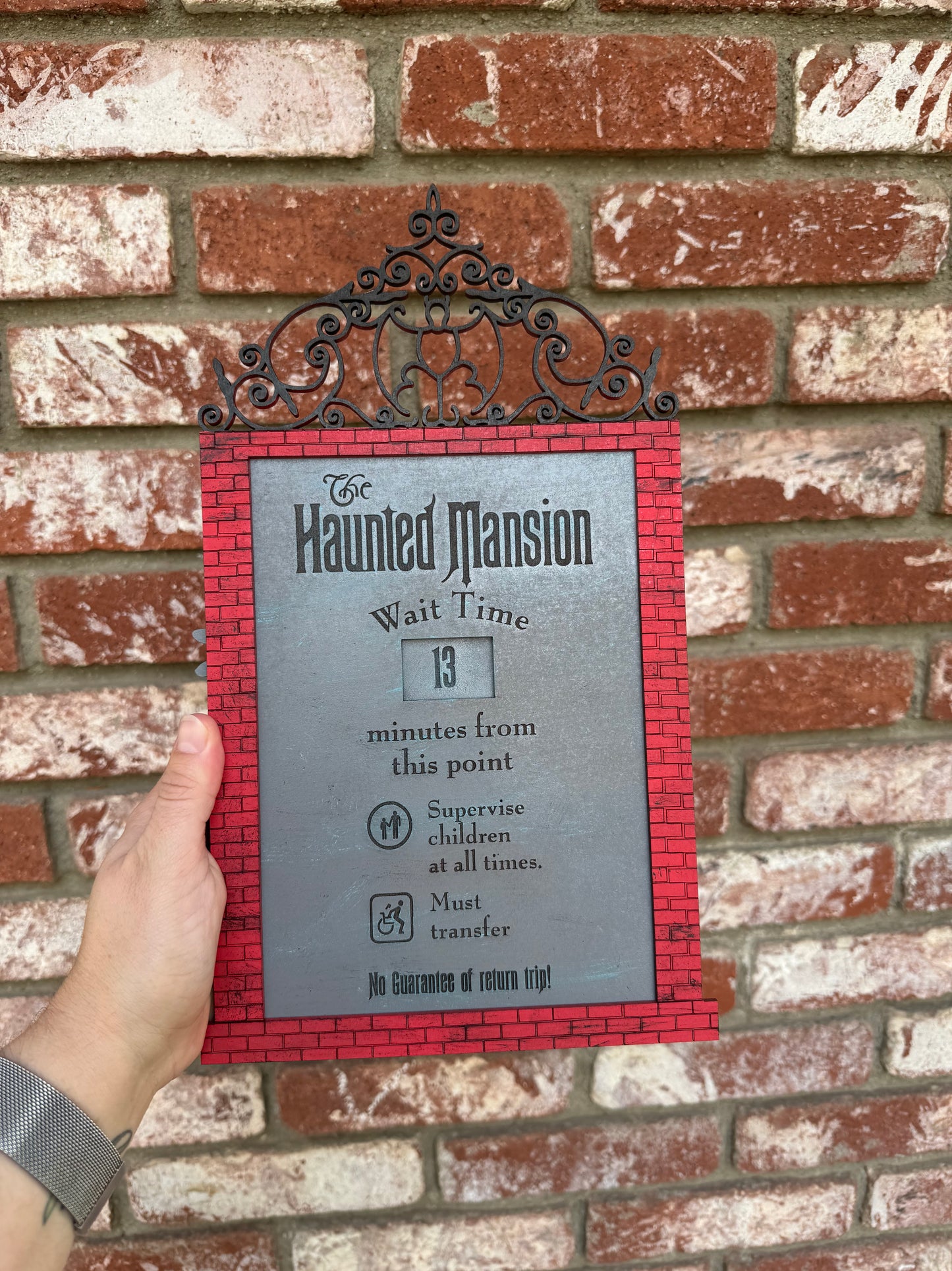 Happy Haunts wait time sign